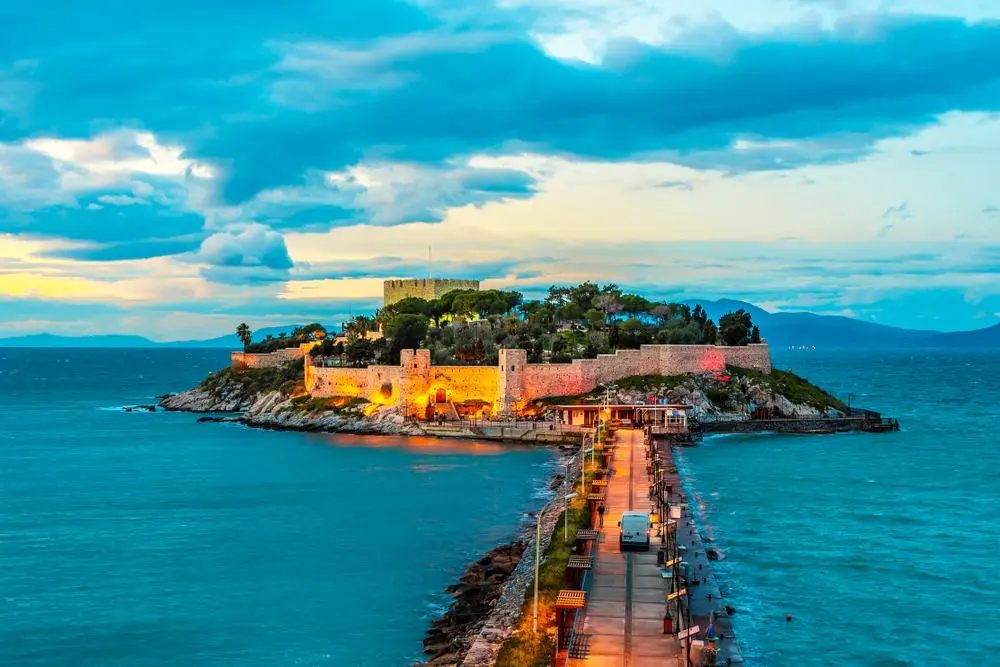 Güvercin Ada Kalesi
